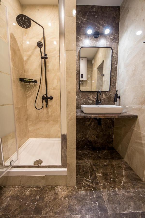 Apartments On Ploshcha Ukrainskykh Heroiv Киев Экстерьер фото