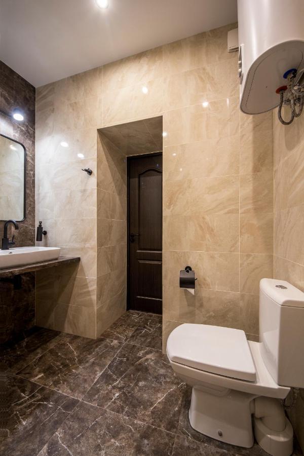 Apartments On Ploshcha Ukrainskykh Heroiv Киев Экстерьер фото